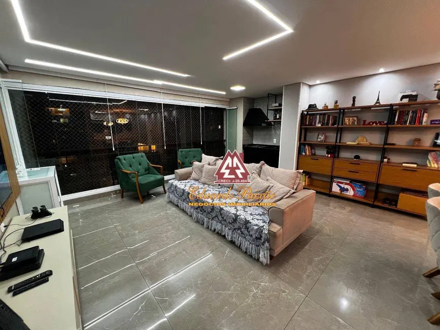 Apartamento com 2 quartos à venda, 162m2 em Jardim Flor da Montanha, Guarulhos - SP - imagem 6 Foto 6 de Apartamento com 2 quartos à venda, 162m2 em Jardim Flor da Montanha, Guarulhos - SP