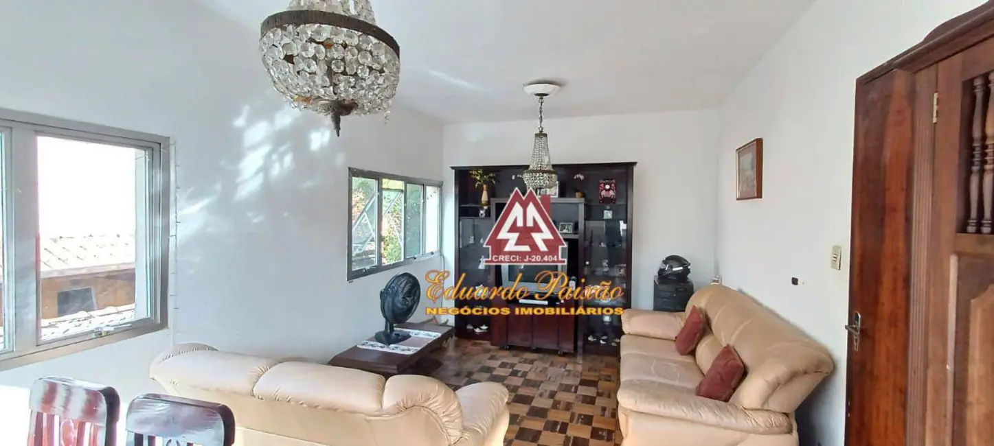 Casa com 3 quartos à venda, 285m2 em Vila Tibagi, Guarulhos - SP - imagem 8 Foto 8 de Casa com 3 quartos à venda, 285m2 em Vila Tibagi, Guarulhos - SP