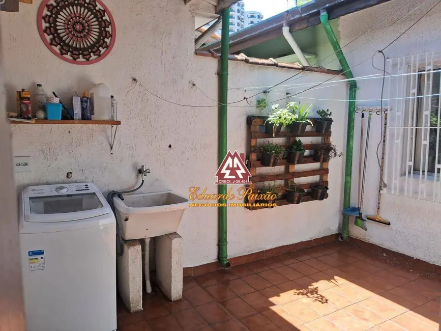 Casa com 2 quartos para alugar, 146m2 em Vila Rosália, Guarulhos - SP - imagem 4 Foto 4 de Casa com 2 quartos para alugar, 146m2 em Vila Rosália, Guarulhos - SP