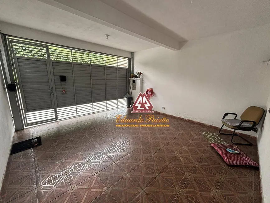Foto 2 de Sobrado com 3 quartos para alugar, 125m2 em Jardim Santa Cecília, Guarulhos - SP