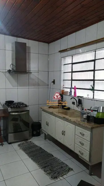 Casa com 1 quarto à venda, 300m2 em Vila São Pedro, Guarulhos - SP - imagem 4 Foto 4 de Casa com 1 quarto à venda, 300m2 em Vila São Pedro, Guarulhos - SP