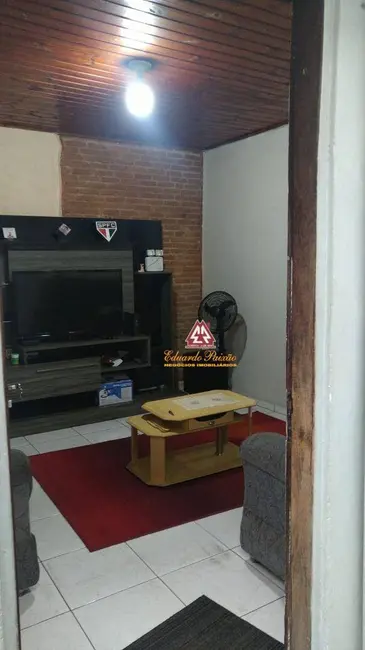 Casa com 1 quarto à venda, 300m2 em Vila São Pedro, Guarulhos - SP - imagem 2 Foto 2 de Casa com 1 quarto à venda, 300m2 em Vila São Pedro, Guarulhos - SP