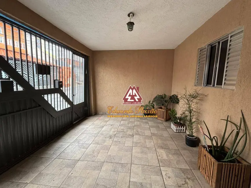 Foto 2 de Sobrado com 4 quartos à venda, 132m2 em Jardim Leda, Guarulhos - SP