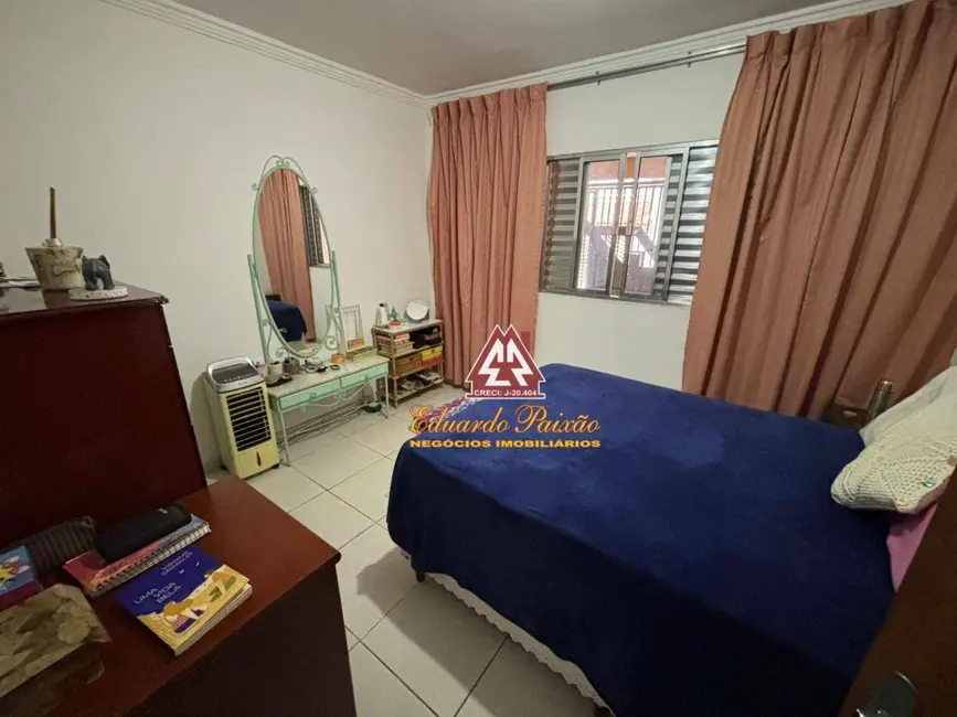 Foto 4 de Sobrado com 4 quartos à venda, 132m2 em Jardim Leda, Guarulhos - SP