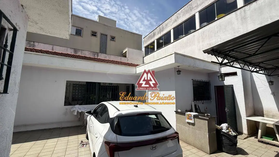 Casa com 3 quartos à venda, 260m2 em Jardim Vila Galvão, Guarulhos - SP - imagem 1 Foto 1 de Casa com 3 quartos à venda, 260m2 em Jardim Vila Galvão, Guarulhos - SP