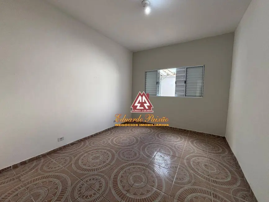 Casa com 2 quartos para alugar, 125m2 em Ponte Grande, Guarulhos - SP - imagem 9 Foto 9 de Casa com 2 quartos para alugar, 125m2 em Ponte Grande, Guarulhos - SP