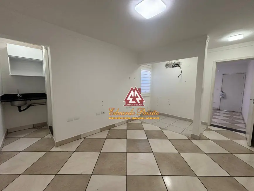 Foto 1 de Sala Comercial para alugar, 34m2 em Vila Nilo, São Paulo - SP