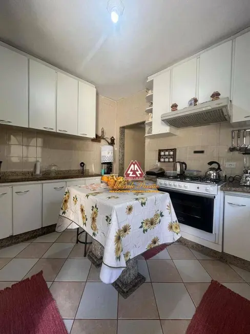 Sobrado com 4 quartos à venda, 150m2 em Vila Flórida, Guarulhos - SP - imagem 8 Foto 8 de Sobrado com 4 quartos à venda, 150m2 em Vila Flórida, Guarulhos - SP