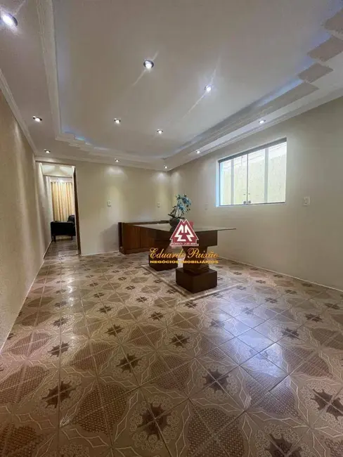 Sobrado com 4 quartos à venda, 150m2 em Vila Flórida, Guarulhos - SP - imagem 5 Foto 5 de Sobrado com 4 quartos à venda, 150m2 em Vila Flórida, Guarulhos - SP