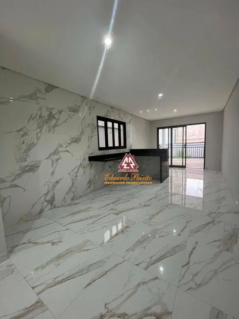 Sobrado com 3 quartos à venda, 200m2 em Vila Rosália, Guarulhos - SP - imagem 9 Foto 9 de Sobrado com 3 quartos à venda, 200m2 em Vila Rosália, Guarulhos - SP