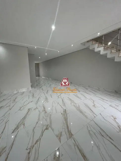 Sobrado com 3 quartos à venda, 200m2 em Vila Rosália, Guarulhos - SP - imagem 5 Foto 5 de Sobrado com 3 quartos à venda, 200m2 em Vila Rosália, Guarulhos - SP