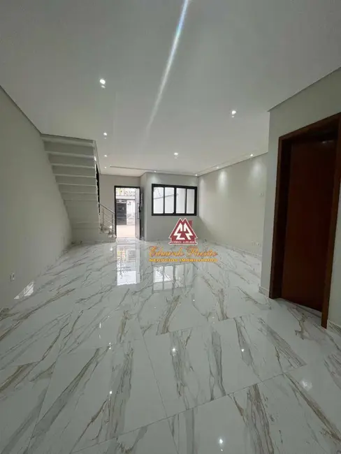 Sobrado com 3 quartos à venda, 200m2 em Vila Rosália, Guarulhos - SP - imagem 7 Foto 7 de Sobrado com 3 quartos à venda, 200m2 em Vila Rosália, Guarulhos - SP