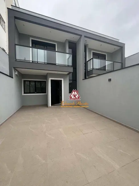 Sobrado com 3 quartos à venda, 200m2 em Vila Rosália, Guarulhos - SP - imagem 2 Foto 2 de Sobrado com 3 quartos à venda, 200m2 em Vila Rosália, Guarulhos - SP