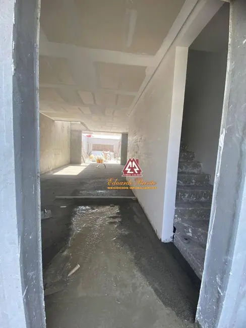 Sobrado com 3 quartos à venda, 125m2 em Jardim Santa Clara, Guarulhos - SP - imagem 5 Foto 5 de Sobrado com 3 quartos à venda, 125m2 em Jardim Santa Clara, Guarulhos - SP