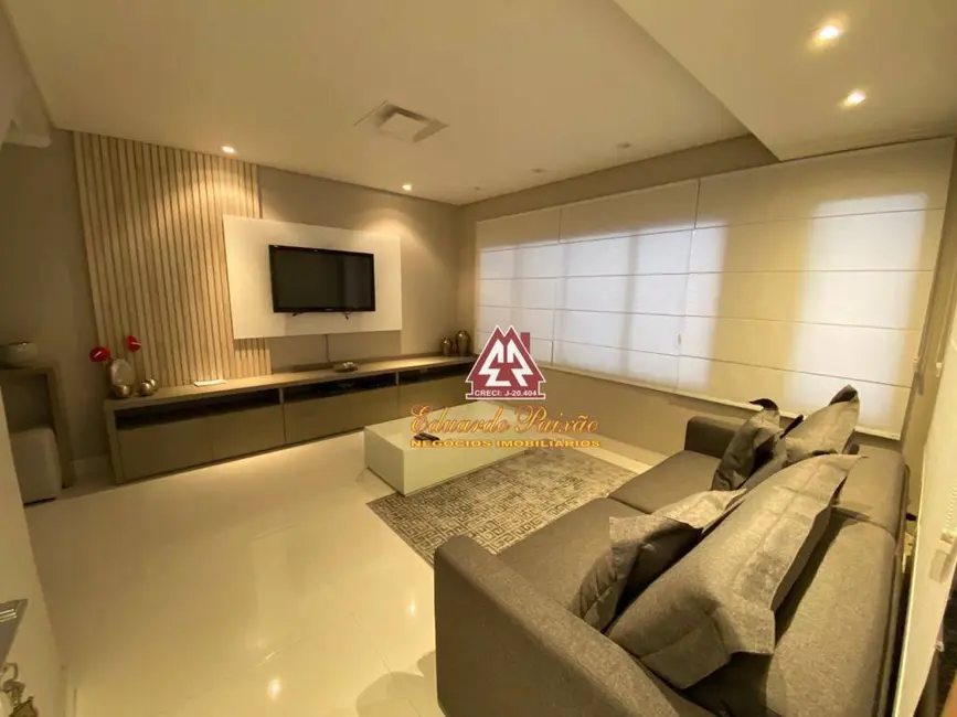 Foto 1 de Sobrado com 4 quartos à venda, 150m2 em Jardim Santa Mena, Guarulhos - SP