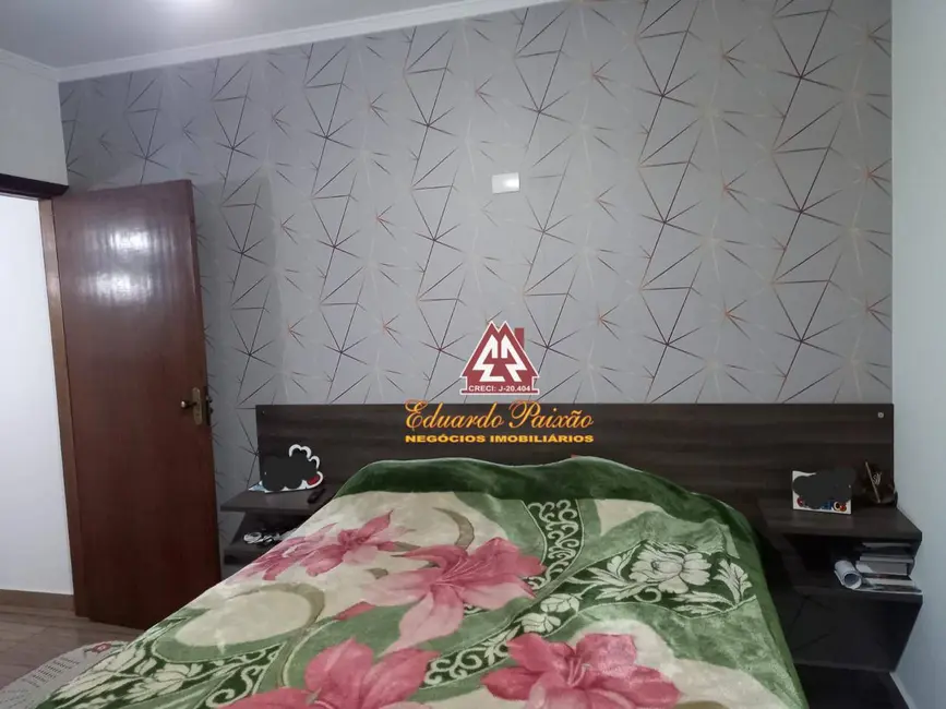 Sobrado com 3 quartos à venda, 125m2 em Jardim Santa Clara, Guarulhos - SP - imagem 5 Foto 5 de Sobrado com 3 quartos à venda, 125m2 em Jardim Santa Clara, Guarulhos - SP