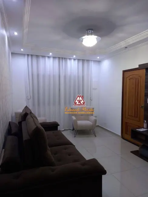 Sobrado com 3 quartos à venda, 125m2 em Jardim Santa Clara, Guarulhos - SP - imagem 1 Foto 1 de Sobrado com 3 quartos à venda, 125m2 em Jardim Santa Clara, Guarulhos - SP