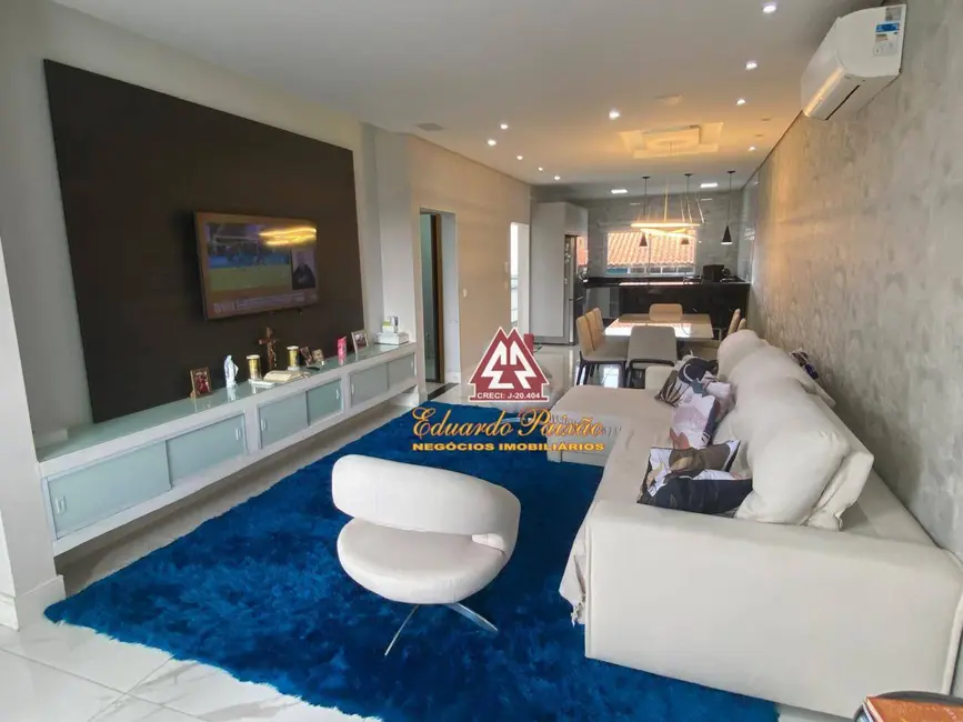 Sobrado com 3 quartos à venda, 150m2 em Guarulhos - SP - imagem 1 Foto 1 de Sobrado com 3 quartos à venda, 150m2 em Guarulhos - SP