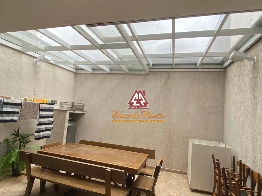 Sobrado com 3 quartos à venda, 150m2 em Guarulhos - SP - imagem 2 Foto 2 de Sobrado com 3 quartos à venda, 150m2 em Guarulhos - SP