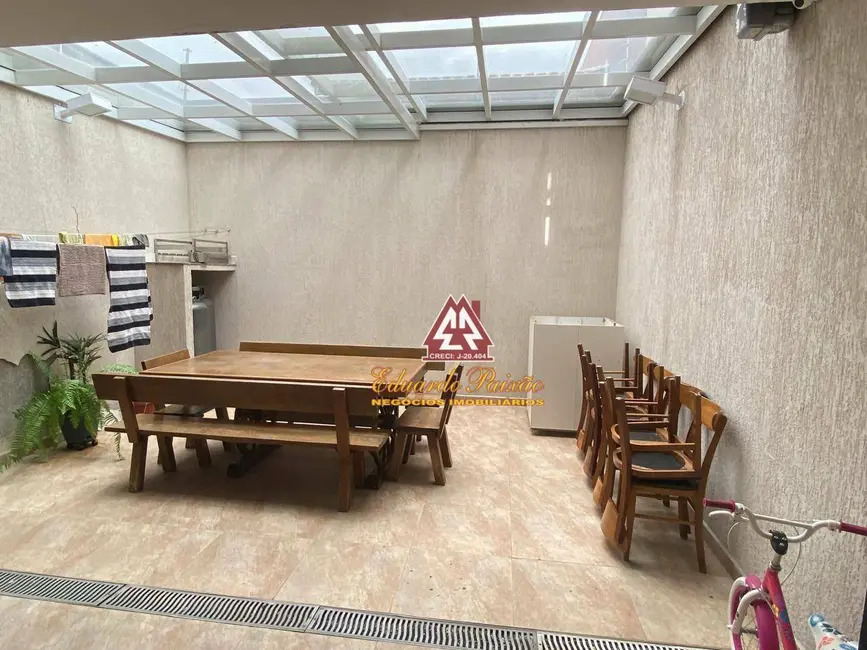 Sobrado com 3 quartos à venda, 150m2 em Guarulhos - SP - imagem 3 Foto 3 de Sobrado com 3 quartos à venda, 150m2 em Guarulhos - SP