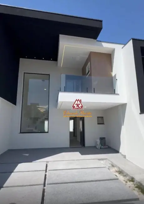 Foto 2 de Sobrado com 3 quartos à venda, 210m2 em Residencial e Comercial Guarulhos, Guarulhos - SP