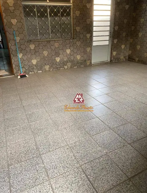 Casa com 2 quartos à venda, 189m2 em Parque Continental II, Guarulhos - SP - imagem 3 Foto 3 de Casa com 2 quartos à venda, 189m2 em Parque Continental II, Guarulhos - SP