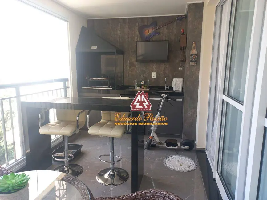 Apartamento com 3 quartos à venda, 106m2 em Jardim Flor da Montanha, Guarulhos - SP - imagem 6 Foto 6 de Apartamento com 3 quartos à venda, 106m2 em Jardim Flor da Montanha, Guarulhos - SP