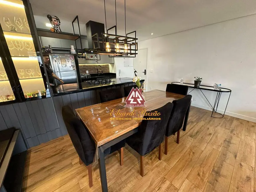 Apartamento com 3 quartos à venda, 106m2 em Jardim Flor da Montanha, Guarulhos - SP - imagem 6 Foto 6 de Apartamento com 3 quartos à venda, 106m2 em Jardim Flor da Montanha, Guarulhos - SP