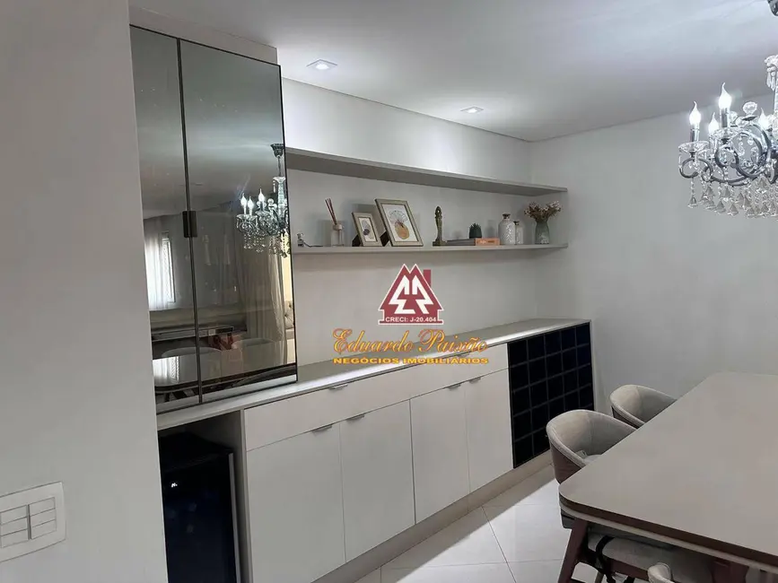 Foto 5 de Apartamento com 4 quartos à venda, 132m2 em Jardim Zaira, Guarulhos - SP