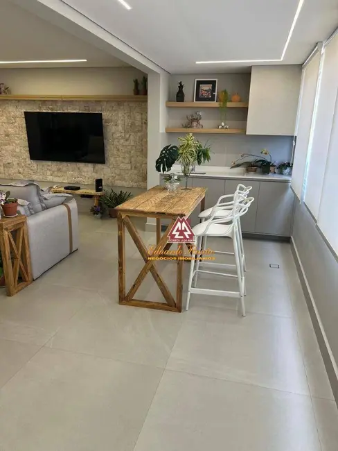Foto 5 de Apartamento com 3 quartos à venda, 108m2 em Vila Augusta, Guarulhos - SP