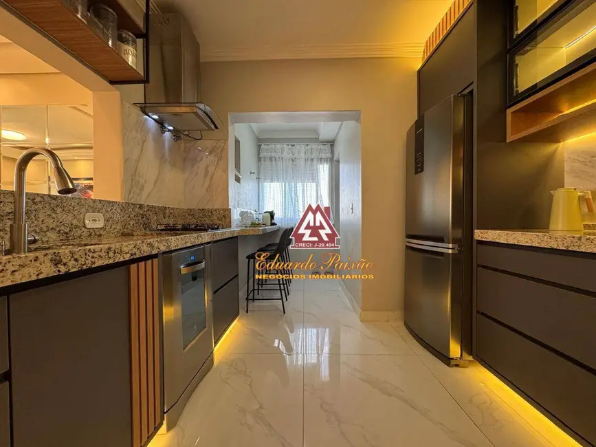 Foto 5 de Apartamento com 3 quartos à venda, 81m2 em Jardim Las Vegas, Guarulhos - SP