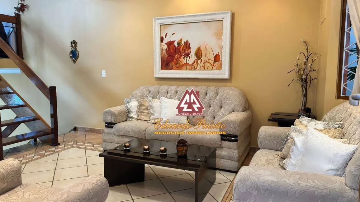 Foto 3 de Sobrado com 4 quartos à venda, 125m2 em Jardim Santa Clara, Guarulhos - SP