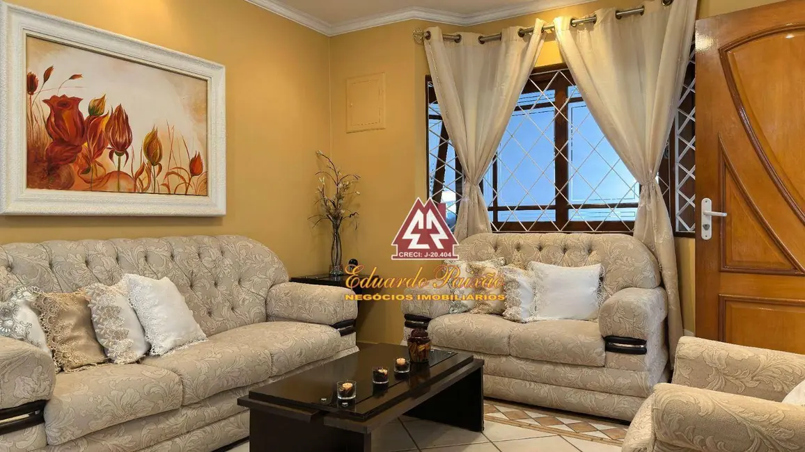 Foto 4 de Sobrado com 4 quartos à venda, 125m2 em Jardim Santa Clara, Guarulhos - SP