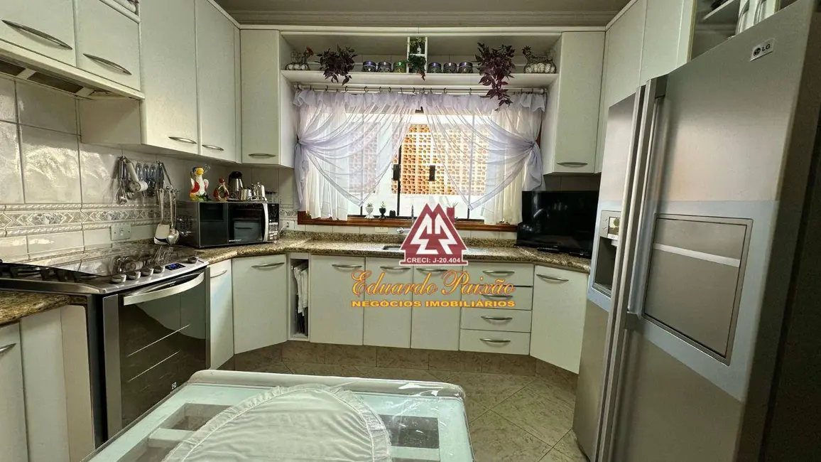 Foto 9 de Sobrado com 4 quartos à venda, 125m2 em Jardim Santa Clara, Guarulhos - SP