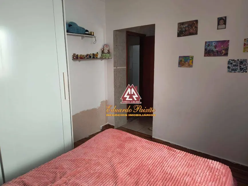 Sobrado com 3 quartos à venda, 125m2 em Jardim Rossi, Guarulhos - SP - imagem 8 Foto 8 de Sobrado com 3 quartos à venda, 125m2 em Jardim Rossi, Guarulhos - SP