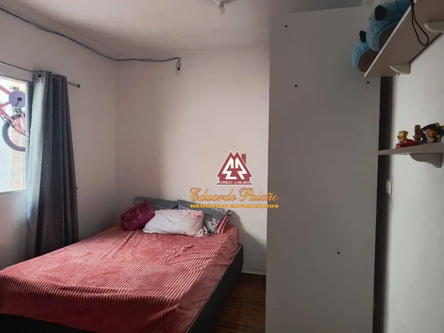 Sobrado com 3 quartos à venda, 125m2 em Jardim Rossi, Guarulhos - SP - imagem 9 Foto 9 de Sobrado com 3 quartos à venda, 125m2 em Jardim Rossi, Guarulhos - SP