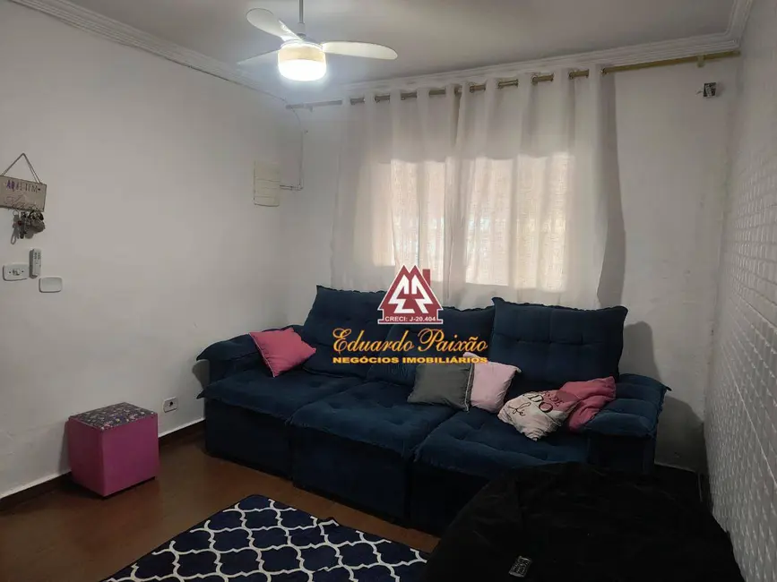 Sobrado com 3 quartos à venda, 125m2 em Jardim Rossi, Guarulhos - SP - imagem 2 Foto 2 de Sobrado com 3 quartos à venda, 125m2 em Jardim Rossi, Guarulhos - SP