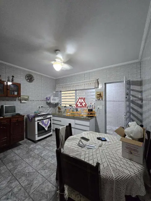 Foto 6 de Casa com 3 quartos à venda, 250m2 em Jardim Dourado, Guarulhos - SP