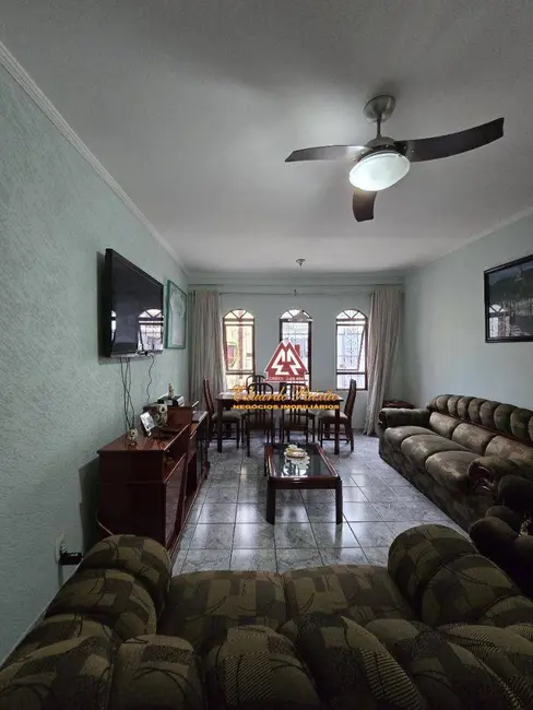 Foto 3 de Casa com 3 quartos à venda, 250m2 em Jardim Dourado, Guarulhos - SP