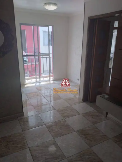 Apartamento com 2 quartos à venda, 62m2 em Jardim Flor da Montanha, Guarulhos - SP - imagem 3 Foto 3 de Apartamento com 2 quartos à venda, 62m2 em Jardim Flor da Montanha, Guarulhos - SP