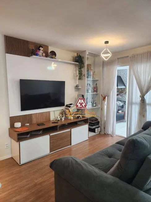Foto 4 de Apartamento com 2 quartos à venda, 74m2 em Jardim Flor da Montanha, Guarulhos - SP