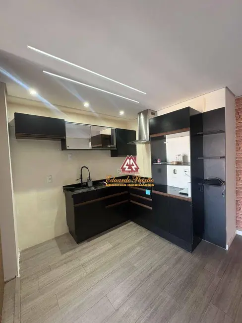 Apartamento com 2 quartos para alugar, 66m2 em Jardim Flor da Montanha, Guarulhos - SP - imagem 7 Foto 7 de Apartamento com 2 quartos para alugar, 66m2 em Jardim Flor da Montanha, Guarulhos - SP