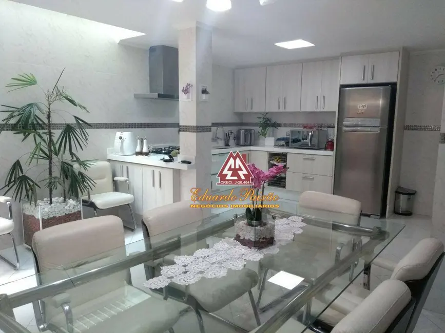 Sobrado com 2 quartos à venda, 110m2 em Jardim Toscana, Guarulhos - SP - imagem 6 Foto 6 de Sobrado com 2 quartos à venda, 110m2 em Jardim Toscana, Guarulhos - SP