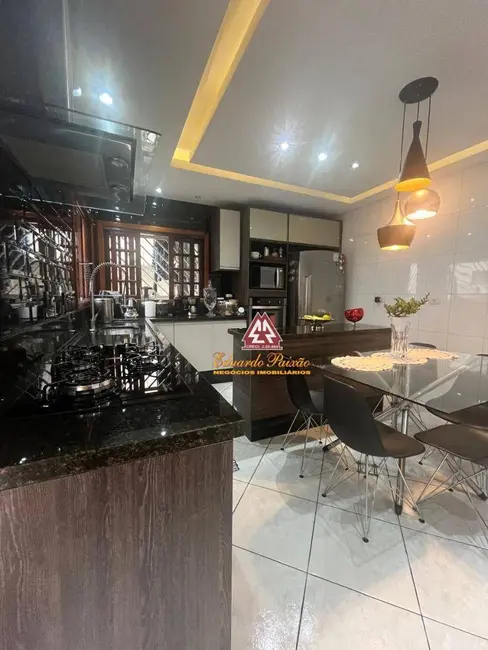 Foto 4 de Sobrado com 4 quartos à venda, 125m2 em Jardim Bom Clima, Guarulhos - SP