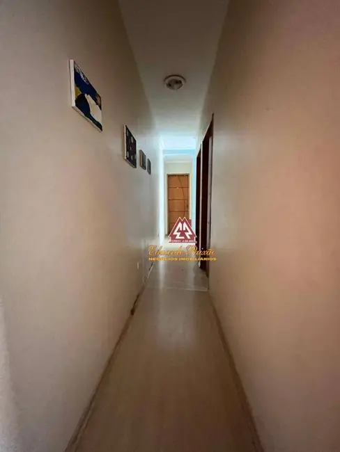 Sobrado com 3 quartos à venda, 126m2 em Parque Flamengo, Guarulhos - SP - imagem 9 Foto 9 de Sobrado com 3 quartos à venda, 126m2 em Parque Flamengo, Guarulhos - SP