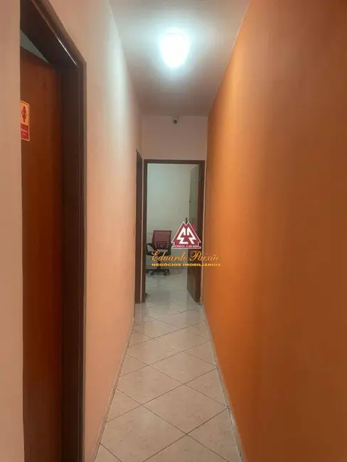 Casa com 3 quartos à venda, 125m2 em Jardim Santa Mena, Guarulhos - SP - imagem 5 Foto 5 de Casa com 3 quartos à venda, 125m2 em Jardim Santa Mena, Guarulhos - SP