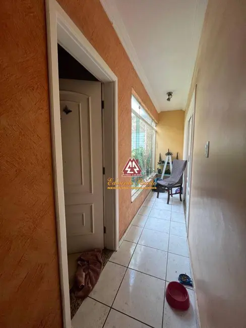 Casa com 4 quartos à venda, 250m2 em Jardim Santa Mena, Guarulhos - SP - imagem 8 Foto 8 de Casa com 4 quartos à venda, 250m2 em Jardim Santa Mena, Guarulhos - SP