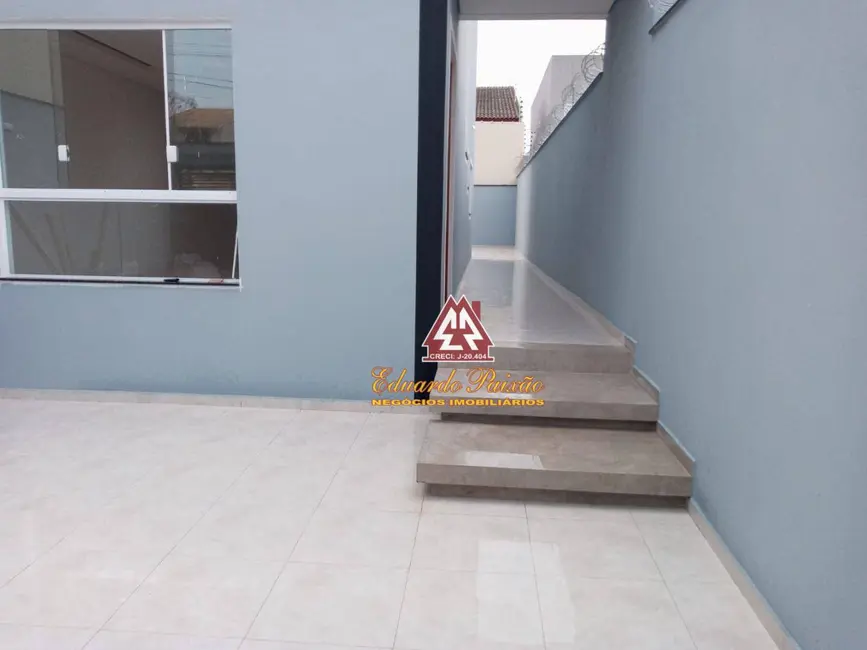 Sobrado com 3 quartos à venda, 175m2 em Guarulhos - SP - imagem 9 Foto 9 de Sobrado com 3 quartos à venda, 175m2 em Guarulhos - SP