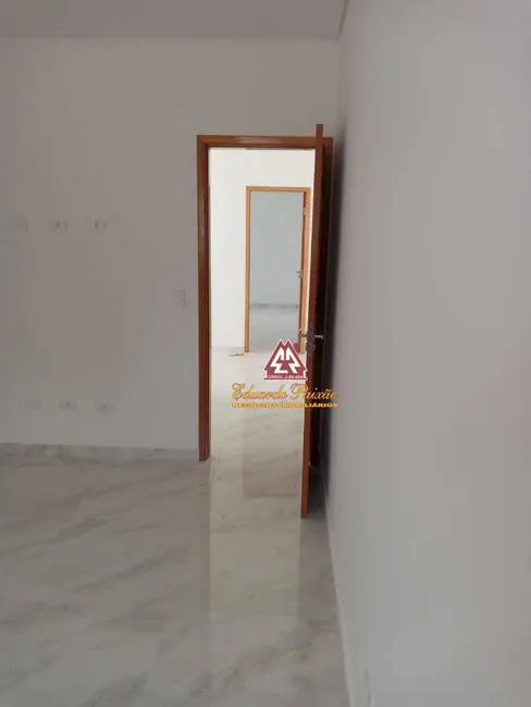 Sobrado com 3 quartos à venda, 175m2 em Guarulhos - SP - imagem 8 Foto 8 de Sobrado com 3 quartos à venda, 175m2 em Guarulhos - SP