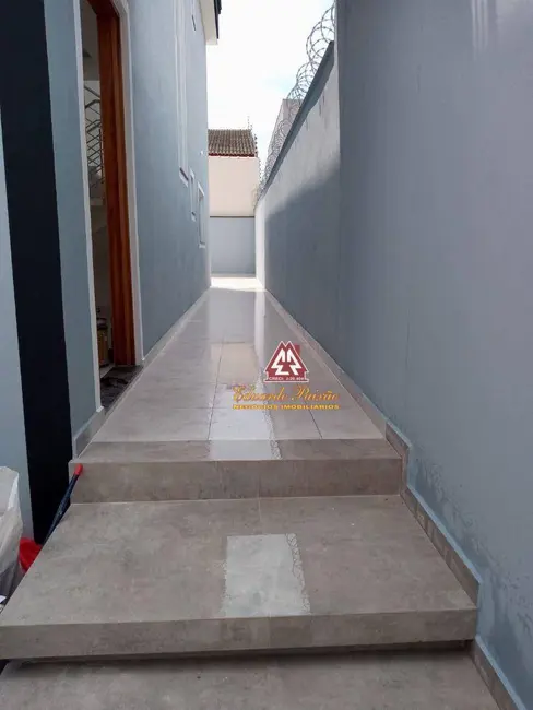 Sobrado com 3 quartos à venda, 175m2 em Guarulhos - SP - imagem 4 Foto 4 de Sobrado com 3 quartos à venda, 175m2 em Guarulhos - SP